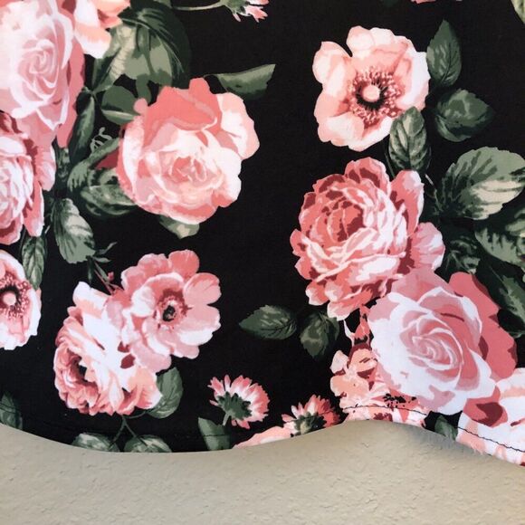 Silhouette NYC Womens Pencil Skirt 2X Black Rose Floral Print Moody Maximalist - Picture 4 of 7